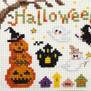 ハロウィンのクロスステッチフレーム | リバティ 生地、編み物