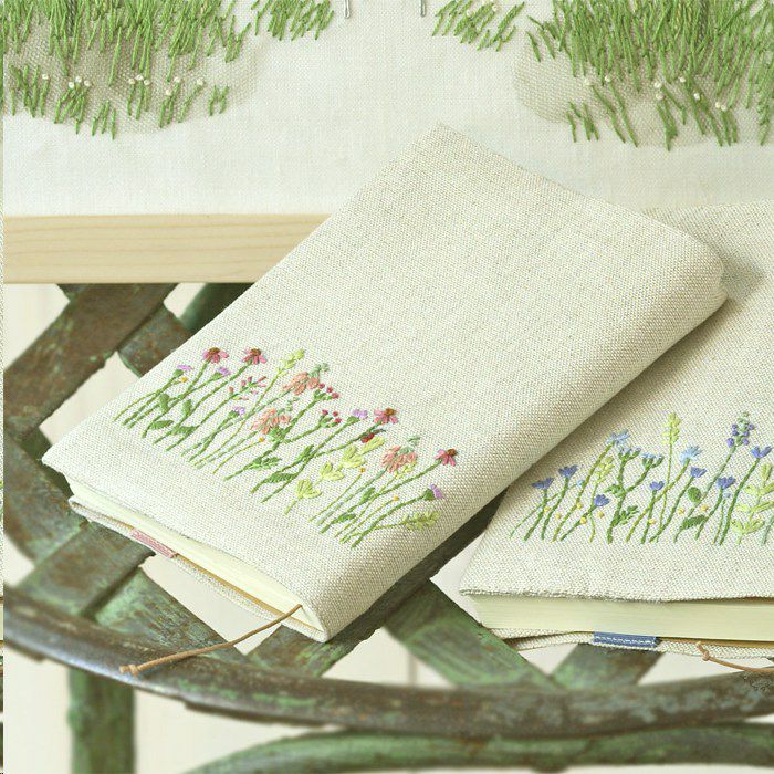メドゥのブックカバー＜ピンク＞ | リバティ 生地、編み物、刺繍 