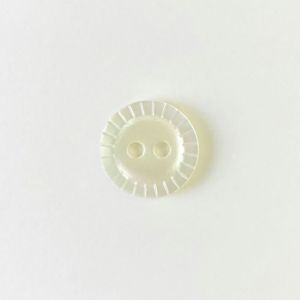貝ボタン・キザミ・15mm＜白＞