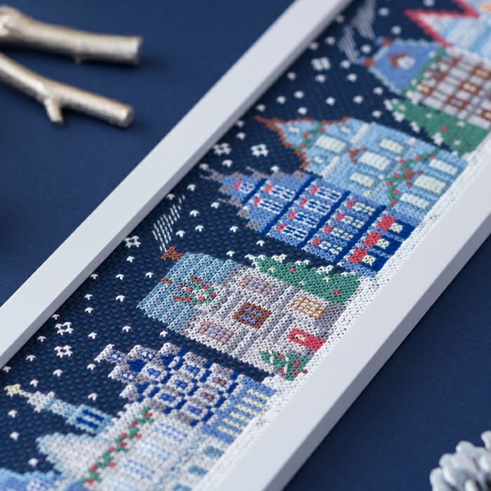 クロスステッチフレーム＜雪降る夜に＞ | リバティ 生地、編み物、刺繍