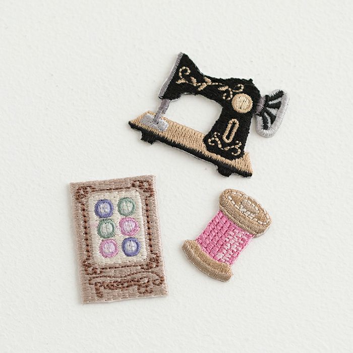 刺しゅうワッペン＜メルスリー＞ | リバティ 生地、編み物、刺繍