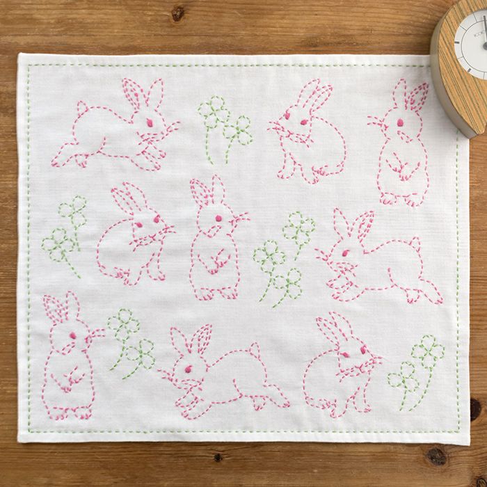 刺し子 うさぎとクローバー | リバティ 生地、編み物、刺繍、刺し子の 