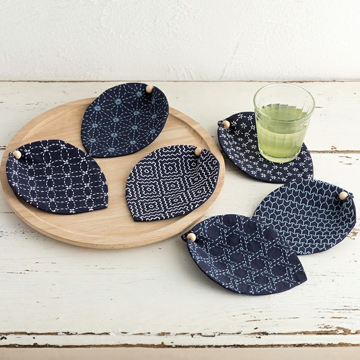刺し子のコースター＜リーフ・紺＞