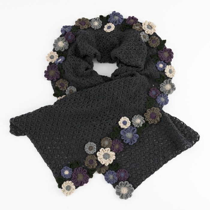 ブルーデイジーストール（編み物 材料セット）