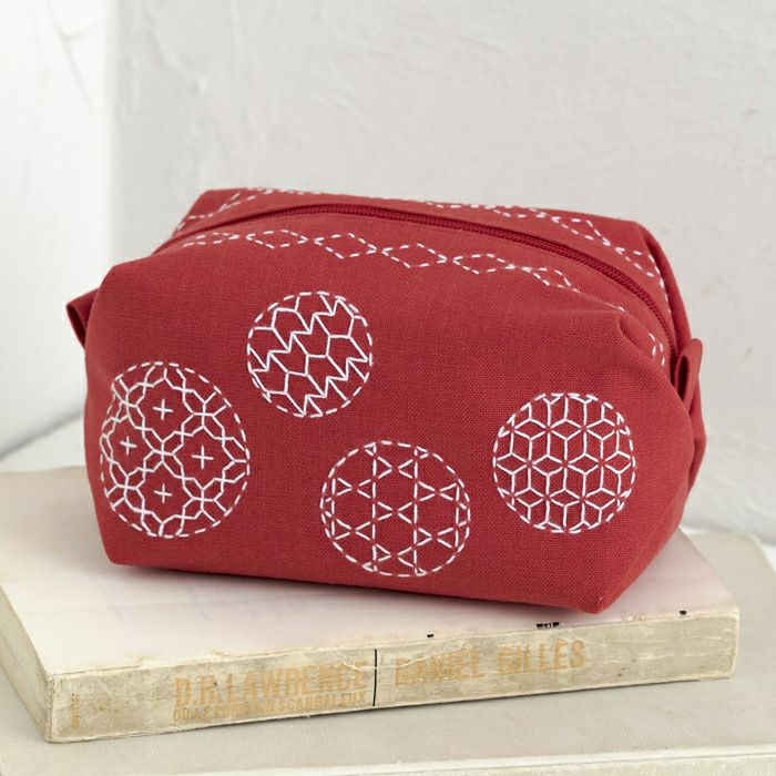 刺し子のキャラメルポーチ サークル ホビーラホビーレ オンラインショップ 刺し子のキャラメルポーチ サークル ホビーラホビーレ オンラインショップ