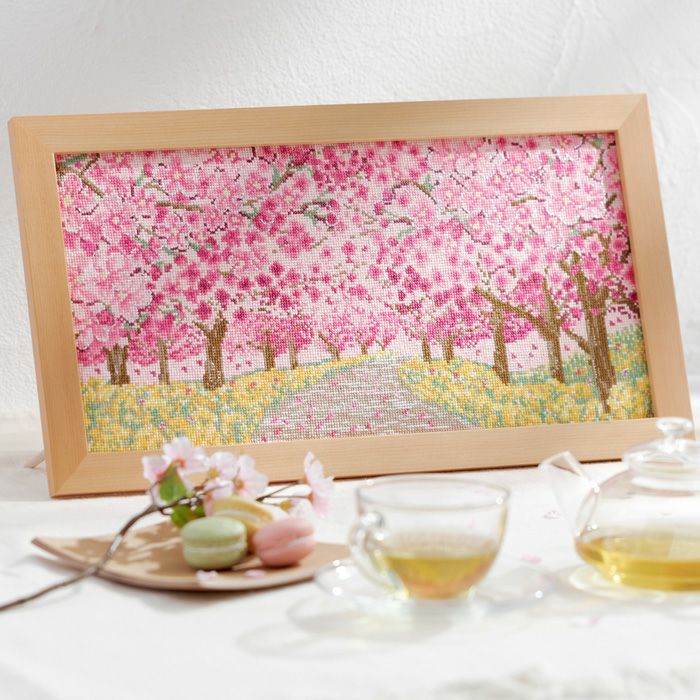 クロスステッチフレーム＜桜並木＞ | リバティ 生地、編み物、刺繍 