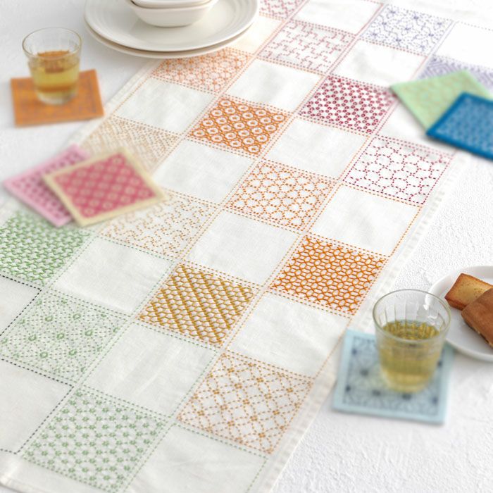 刺し子のテーブルセンター＜カラフル＞ | リバティ 生地、編み物、刺繍 