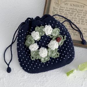 四つ葉のクローバー | リバティ 生地、編み物、刺繍、刺し子のことなら