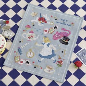 クロスステッチタペストリー＜アリス＞