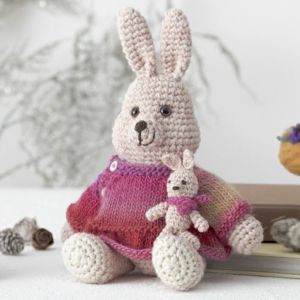 うさぎの編みぐるみ（編み物 材料セット） | リバティ 生地、編み物 