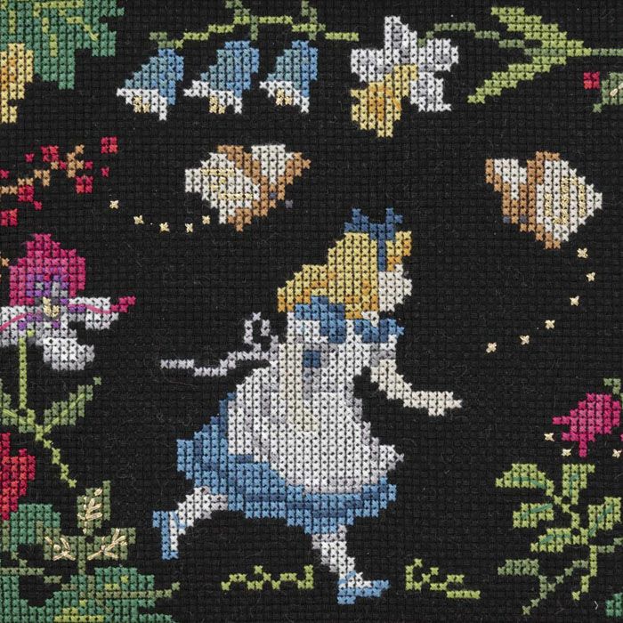 クロスステッチ図案　マッドティーパーティー　不思議の国のアリス刺繍図案