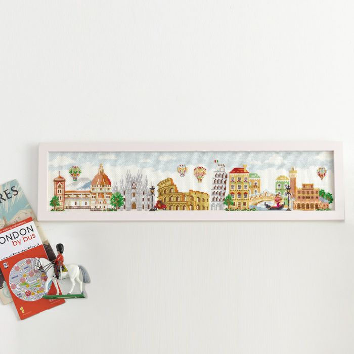 クロスステッチフレーム＜睡蓮の池、緑の反映＞ | リバティ 生地