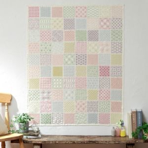 刺し子のサンプラークロス＜絹糸でつくる四角模様＞