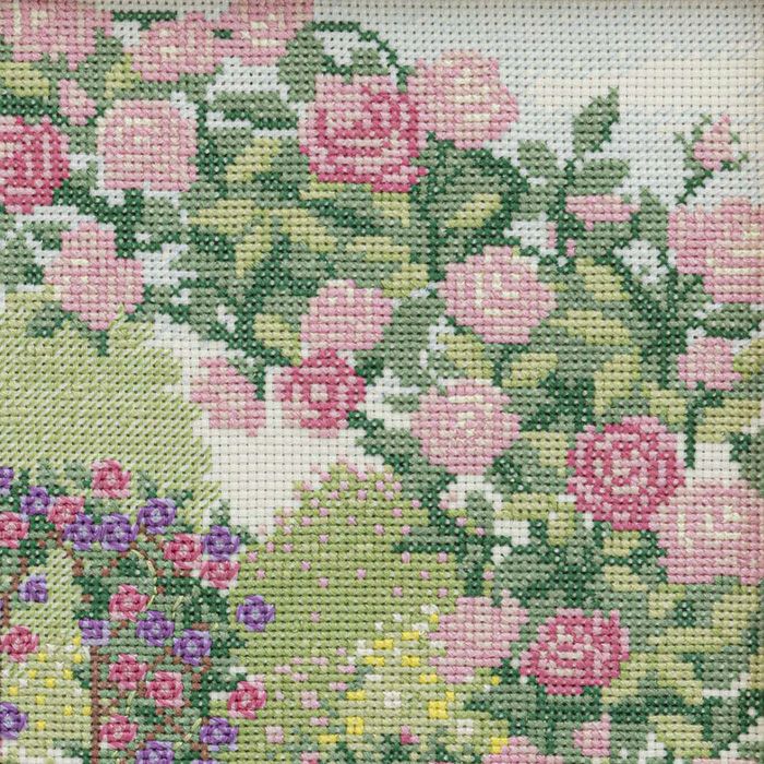 2/25予約】クロスステッチフレーム＜薔薇の香りに誘われて 