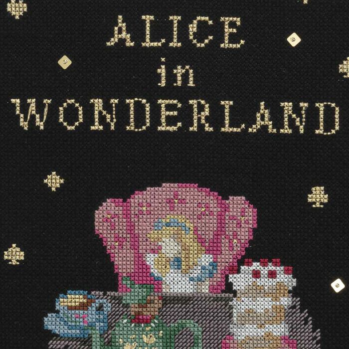 ホビーラホビーレ Alice in Wonderland クロスステッチ 図案 刺繍糸 布 