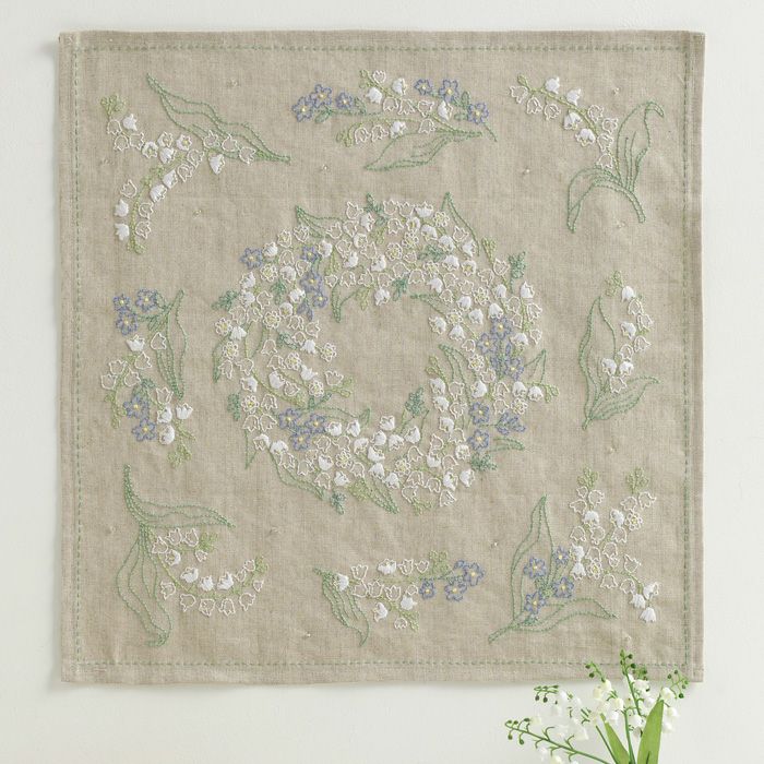 ステッチクロス＜桜の咲く風景＞ | リバティ 生地、編み物、刺繍