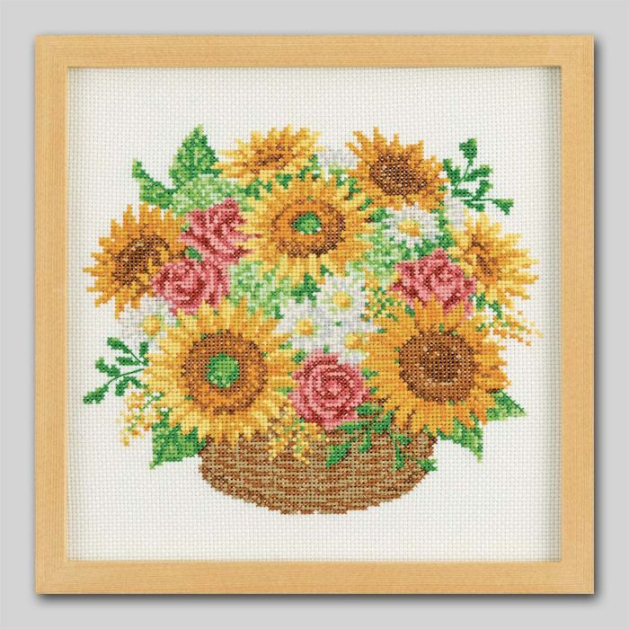 イギリス 刺繍額 おかあさんと子供達 - featherfewhouse