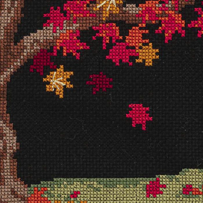 クロスステッチフレーム＜紅葉と月＞ | リバティ 生地、編み物、刺繍 