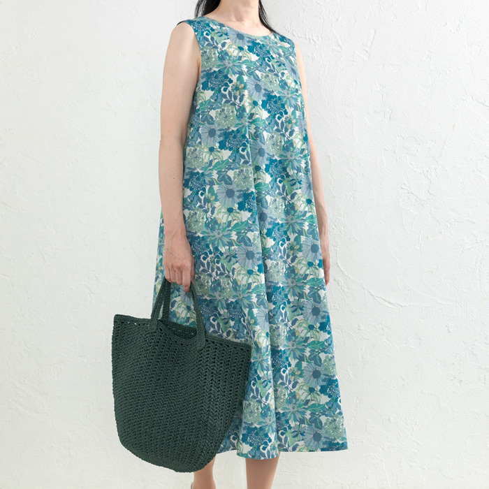 ノースリーブフレアーワンピース（型紙）の完成品イメージ