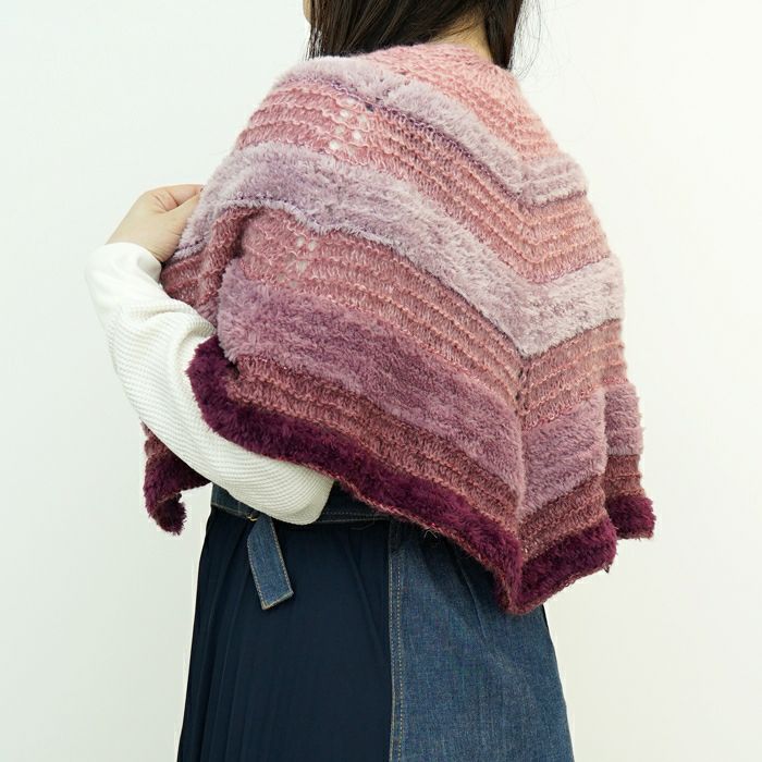 レシピなし】シャイニーファーストール<09P>(編み物 材料 レシピなし】シャイニーファーストール<09P>(編み物 材料