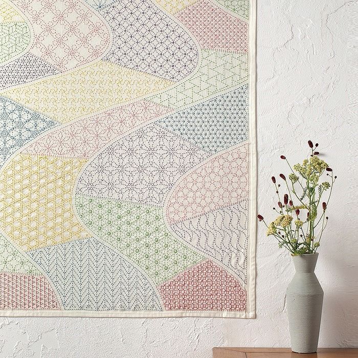 刺し子のテーブルセンター＜流線紋様＞ | リバティ 生地、編み物、刺繍