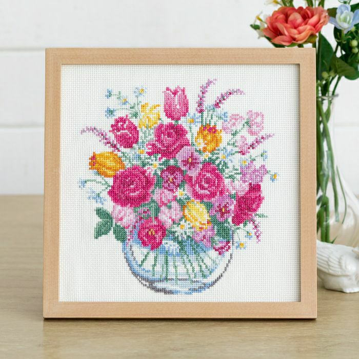 クロスステッチフレーム＜フラワーブーケ＞ | リバティ 生地、編み物  