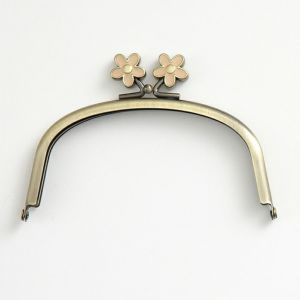 飾り玉付き口金12cm＜花薄ピンク＞AG