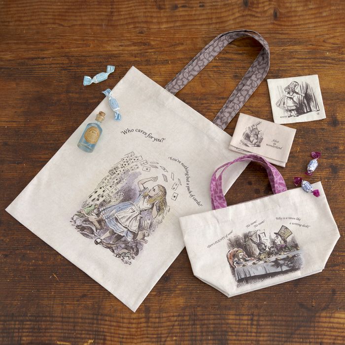 裁断して縫うだけ♪パネルクロス | リバティ 生地、編み物、刺繍