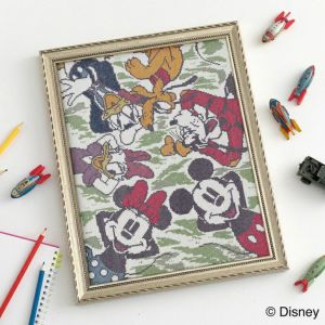 クロスステッチフレーム＜Mickey＆Friends～幸せな日々～＞