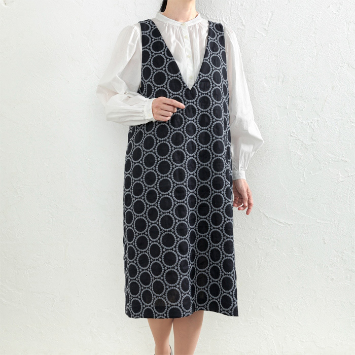 Vネックジャンパードレス（型紙） | リバティ 生地、編み物、刺繍  