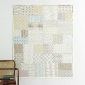 刺し子のサンプラークロス＜やさしい色の四角模様＞