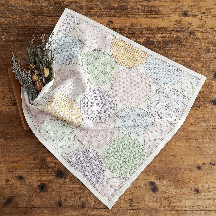 刺し子のテーブルセンター＜カラフル＞ | リバティ 生地、編み物、刺繍