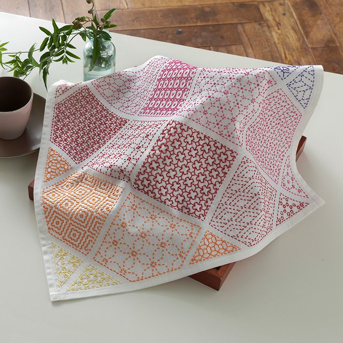 刺し子のマルチクロス＜ダイヤモンドパターン＞ | リバティ 生地