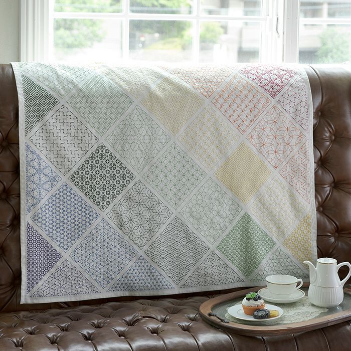 刺し子のサンプラークロス＜青海波＞ | リバティ 生地、編み物、刺繍