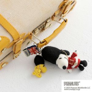 チャーム＜Snoopy in London＞（編み物 材料セット）