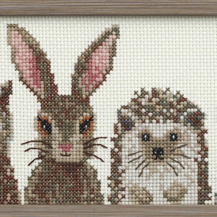 ホビーラホビーレクロスステッチ〈ロサ・ケンティフォリア〉完成品 ホビーラホビーレクロスステッチ〈ロサ・ケンティフォリア〉完成品