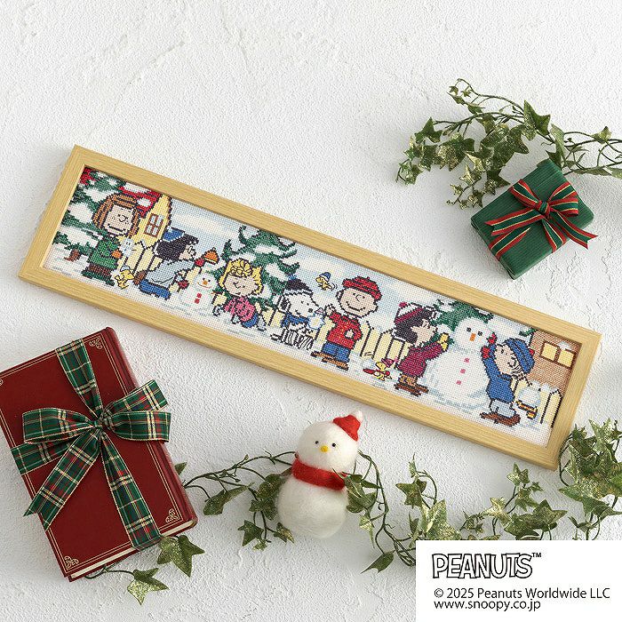 クロスステッチフレーム＜スヌーピーとクリスマスソングを