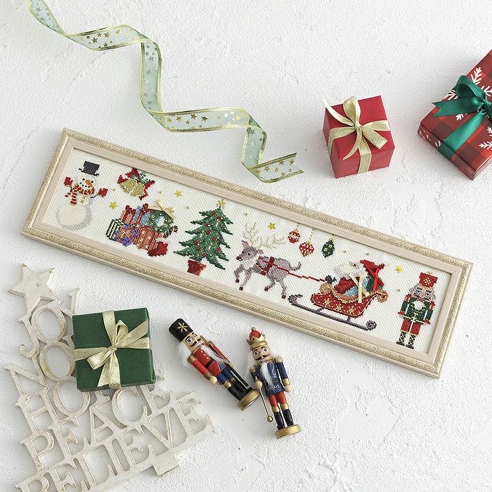 クロスステッチフレーム＜クリスマスベルのアレンジ＞ | リバティ 生地