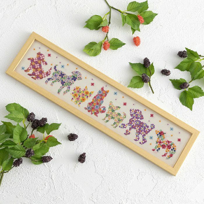 クロスステッチフレーム＜フラワードッグ＞ | リバティ 生地、編み物