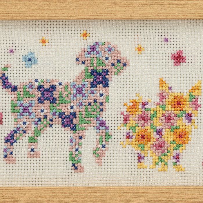 クロスステッチフレーム＜フラワードッグ＞ | リバティ 生地、編み物