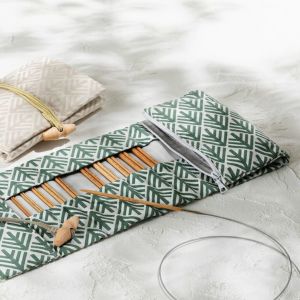 スライド式ソーイングボックス | リバティ 生地、編み物、刺繍