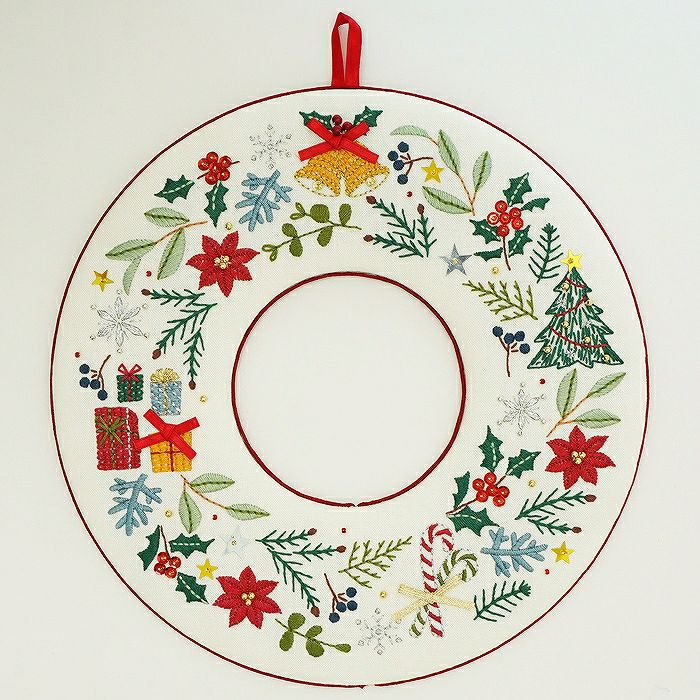 リース＜クリスマスモチーフ＞ | リバティ 生地、編み物、刺繍、刺し子