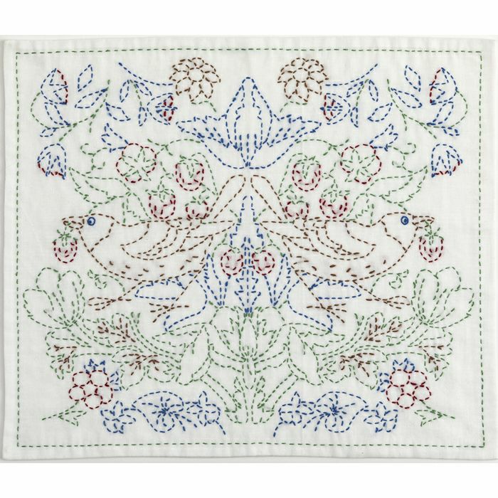 刺し子テーブルセンター 【やさしい色の四角模様】 刺し子のテーブル