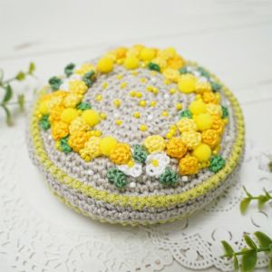 ミモザのポーチ（編み物 材料セット）